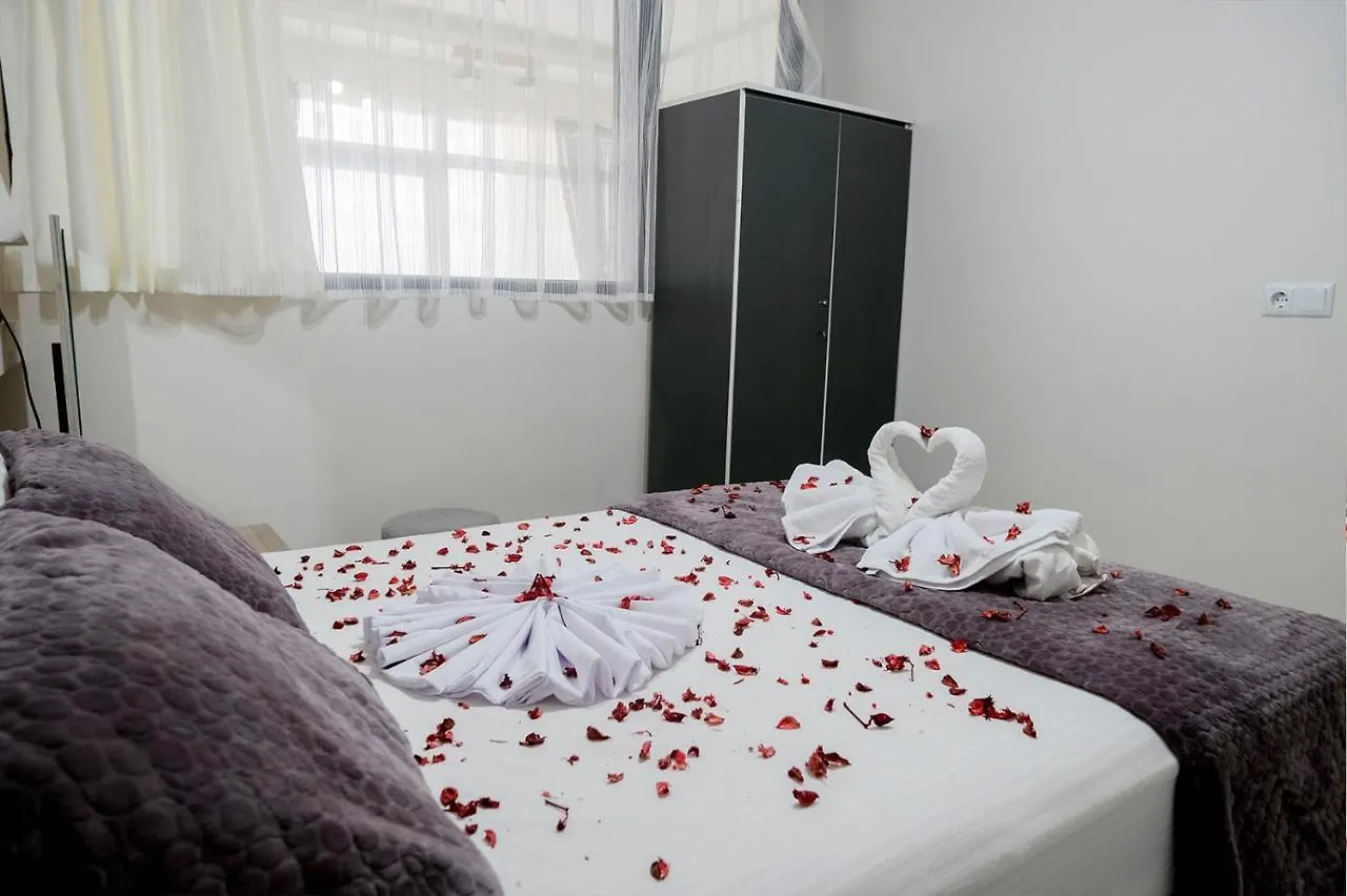 Merkuer Otel Gazligol 0*,